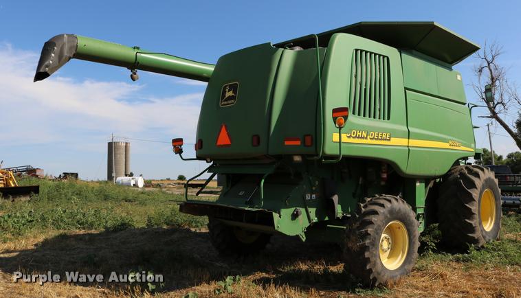 image for item DB9287 2000 John Deere 9650 STS combine