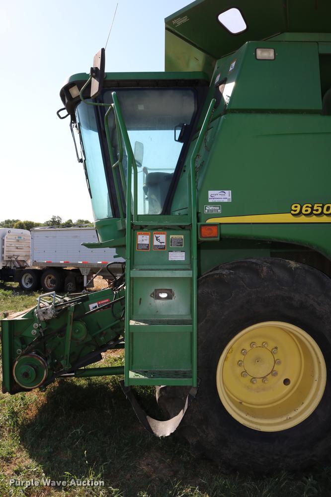 image for item DB9287 2000 John Deere 9650 STS combine