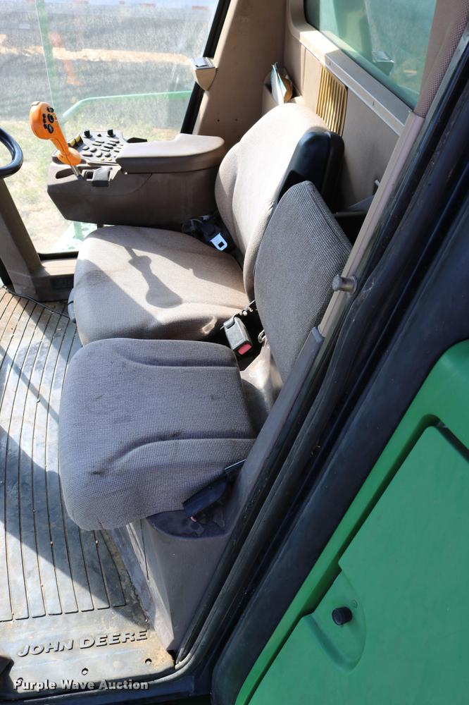 image for item DB9287 2000 John Deere 9650 STS combine