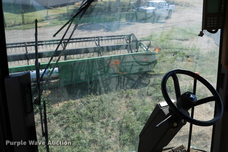 image for item DB9287 2000 John Deere 9650 STS combine