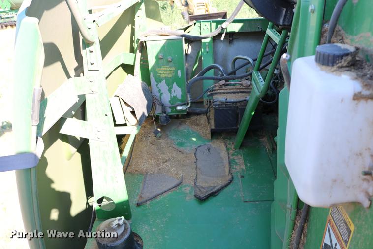image for item DB9287 2000 John Deere 9650 STS combine