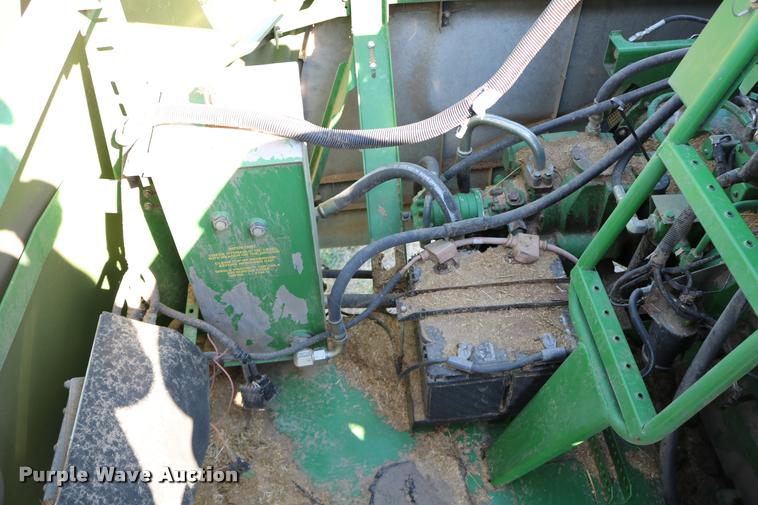 image for item DB9287 2000 John Deere 9650 STS combine