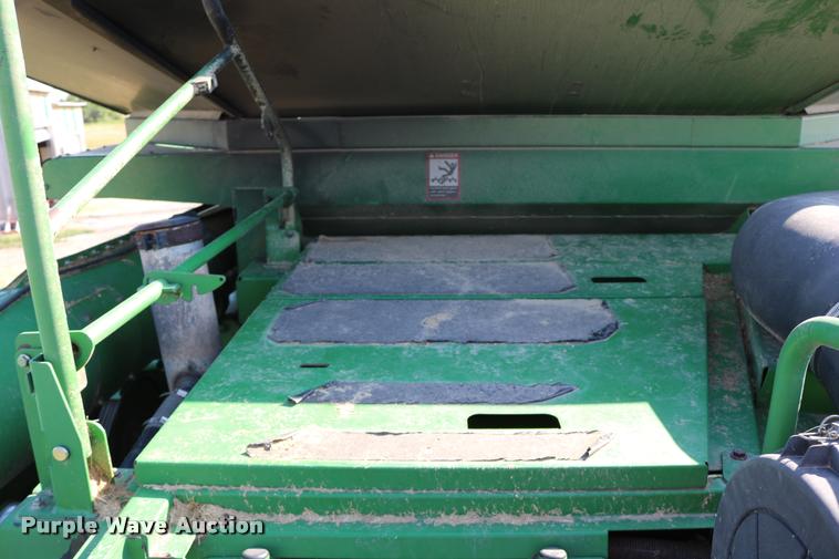 image for item DB9287 2000 John Deere 9650 STS combine