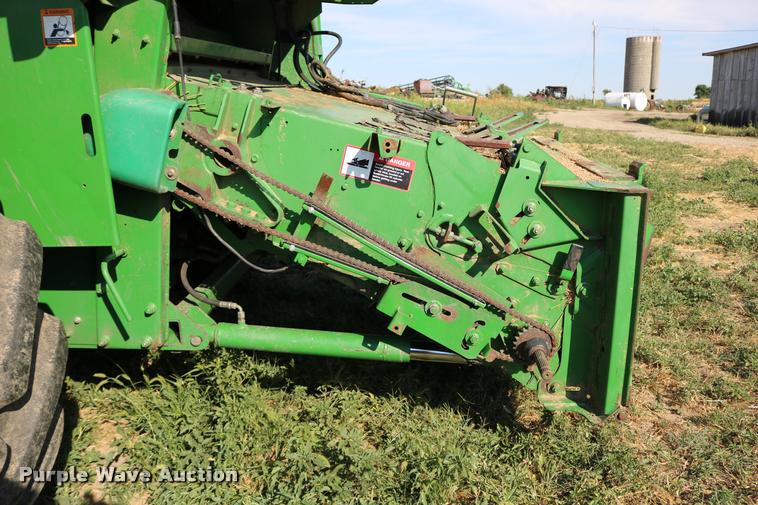 image for item DB9287 2000 John Deere 9650 STS combine