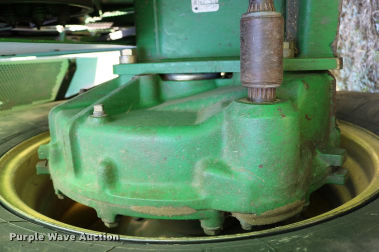image for item DB9287 2000 John Deere 9650 STS combine