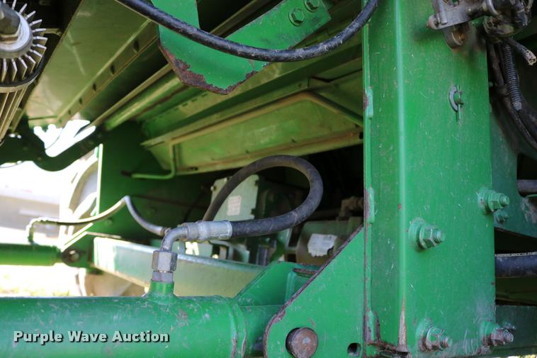 image for item DB9287 2000 John Deere 9650 STS combine