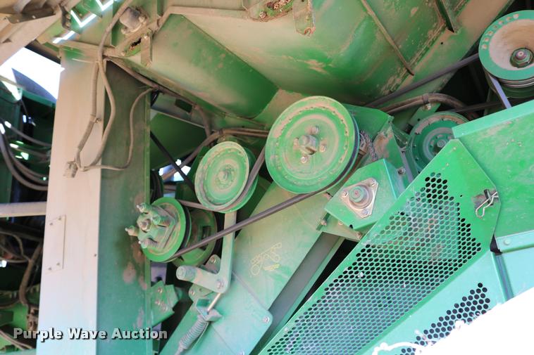 image for item DB9287 2000 John Deere 9650 STS combine