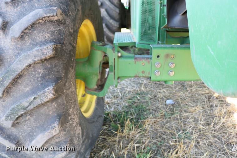 image for item DB9287 2000 John Deere 9650 STS combine