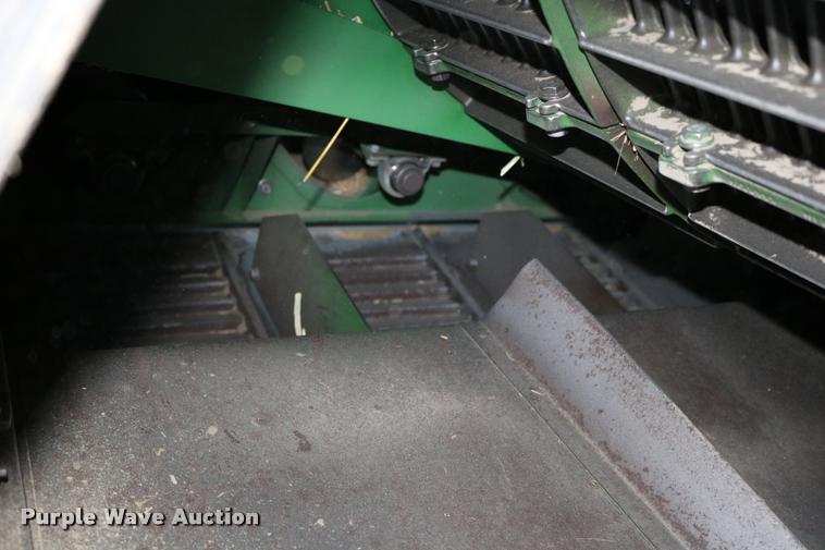 image for item DB9287 2000 John Deere 9650 STS combine