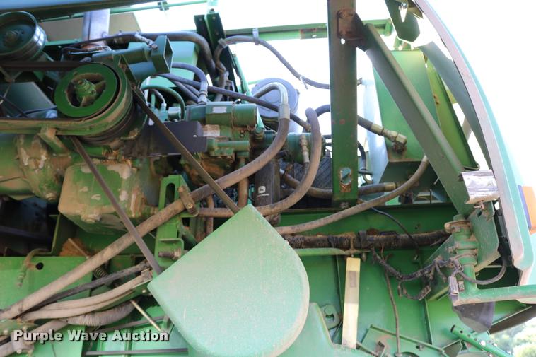 image for item DB9287 2000 John Deere 9650 STS combine