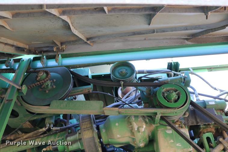 image for item DB9287 2000 John Deere 9650 STS combine
