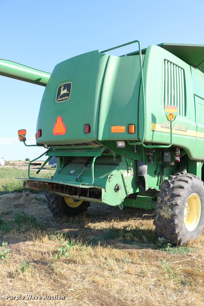 image for item DB9287 2000 John Deere 9650 STS combine