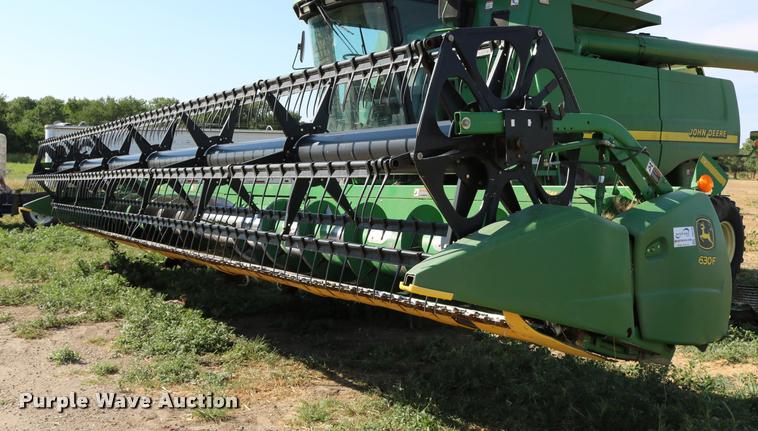 image for item DB9288 2008 John Deere 630F flex head