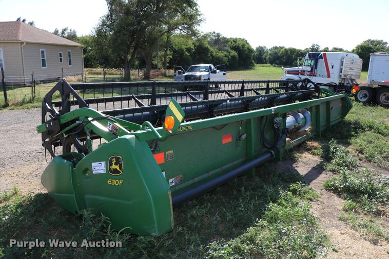 image for item DB9288 2008 John Deere 630F flex head