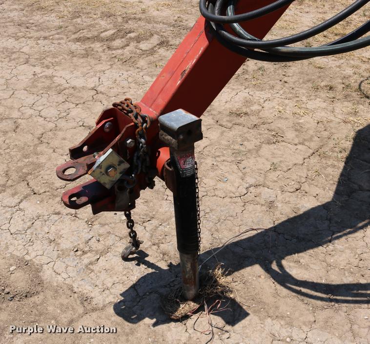 image for item DB9324 2004 New Holland 216 hay rake