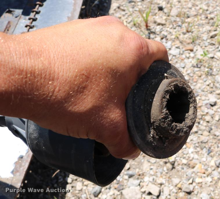 image for item DB9325 2010 Bobcat 3RC70 rotary mower