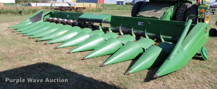 image for item DB9351 2003 John Deere 1293 corn head
