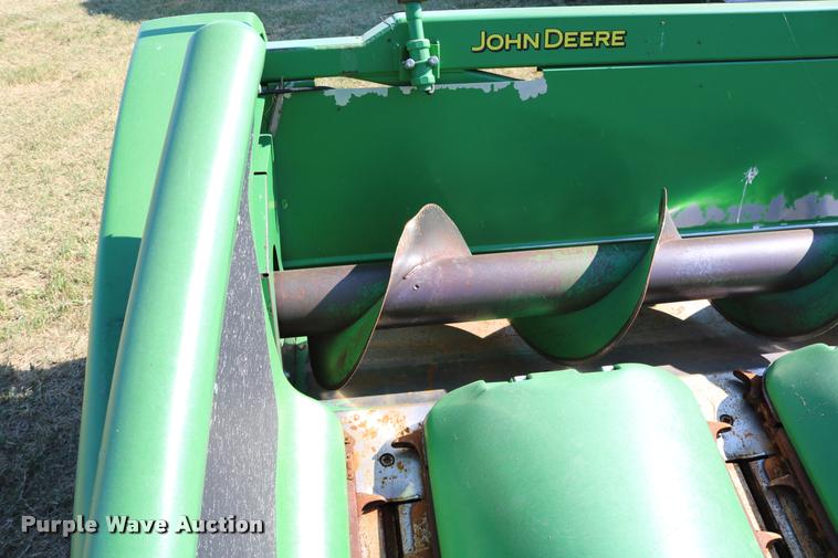 image for item DB9351 2003 John Deere 1293 corn head
