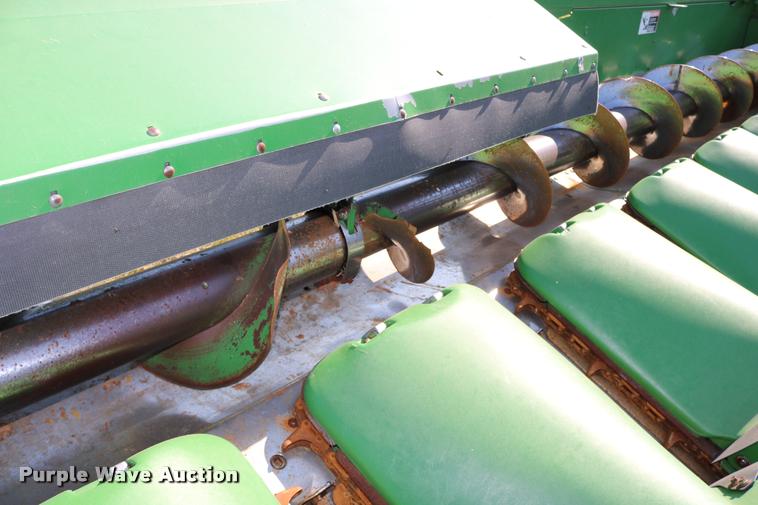 image for item DB9351 2003 John Deere 1293 corn head