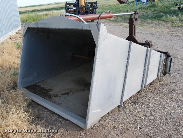 image for item DB9364 Shop built free stall bedding thrower