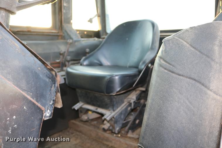 image for item DB9371 1972 Case 1070 Demonstrator tractor