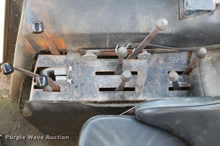 image for item DB9371 1972 Case 1070 Demonstrator tractor