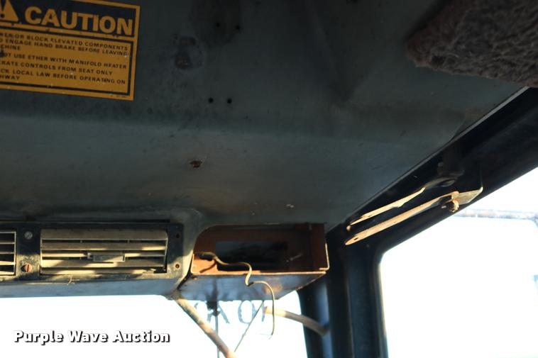 image for item DB9371 1972 Case 1070 Demonstrator tractor