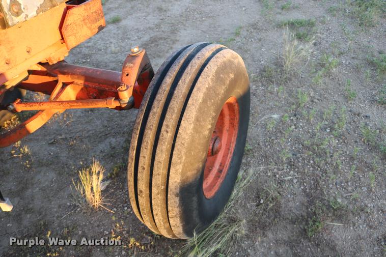 image for item DB9371 1972 Case 1070 Demonstrator tractor