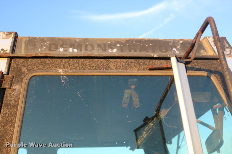 image for item DB9371 1972 Case 1070 Demonstrator tractor