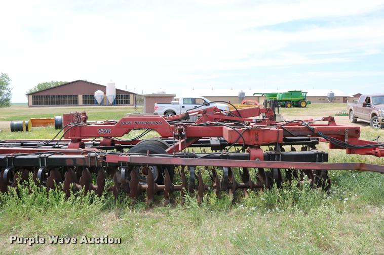 image for item DB9374 Case IH off-set disk