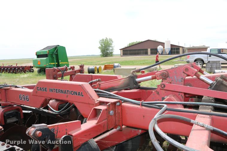 image for item DB9374 Case IH off-set disk
