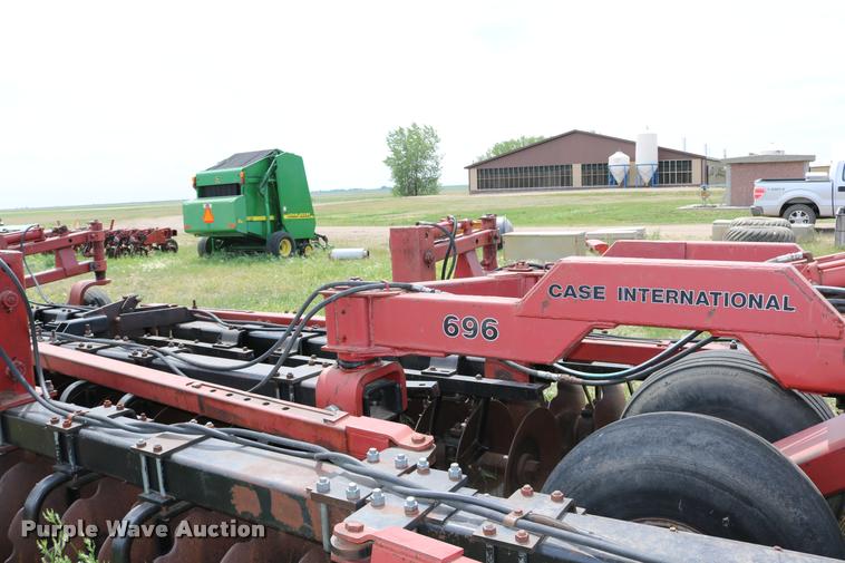 image for item DB9374 Case IH off-set disk