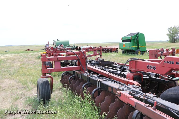 image for item DB9374 Case IH off-set disk