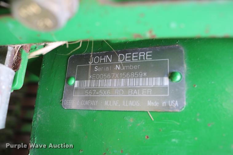 image for item DB9377 2001 John Deere 567 round baler