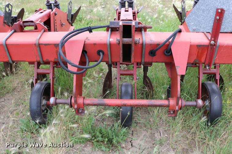 image for item DB9378 Case IH row crop cultivator