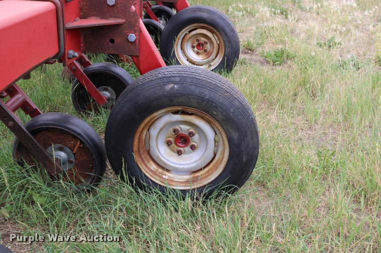 image for item DB9378 Case IH row crop cultivator