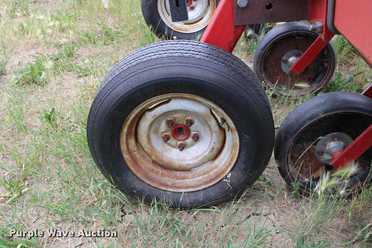 image for item DB9378 Case IH row crop cultivator