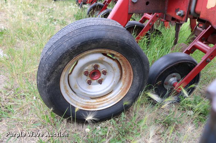 image for item DB9378 Case IH row crop cultivator