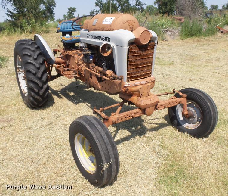 image for item DC3974 Ford 951 Powermaster tractor