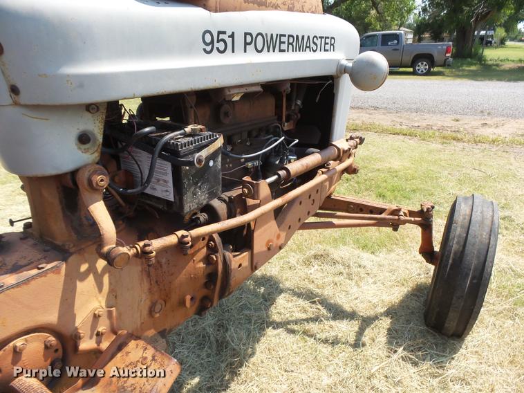 image for item DC3974 Ford 951 Powermaster tractor