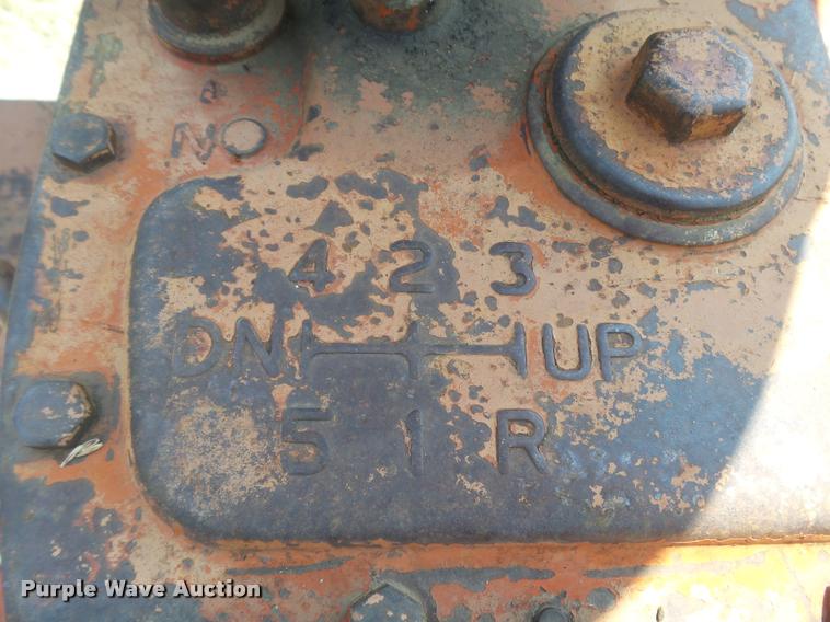 image for item DC3974 Ford 951 Powermaster tractor