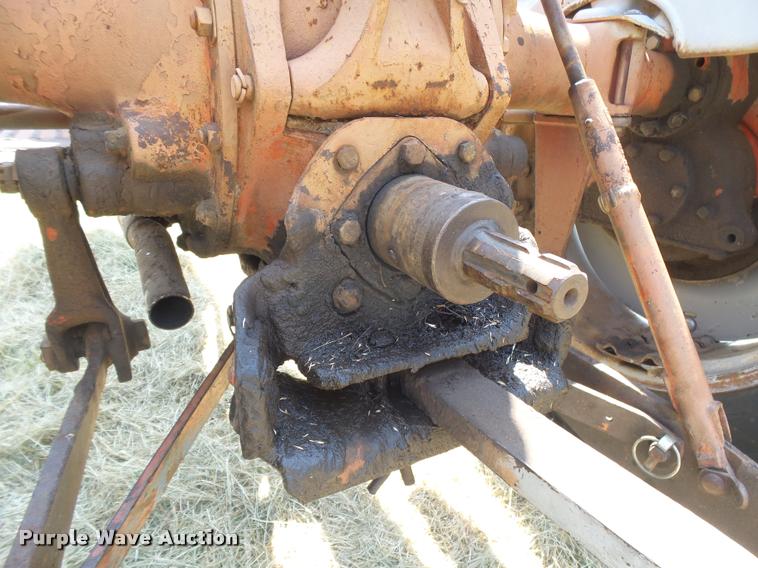 image for item DC3974 Ford 951 Powermaster tractor