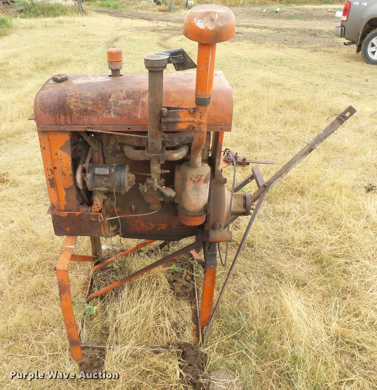 image for item DC3982 Four cylinder gas irrigation engine