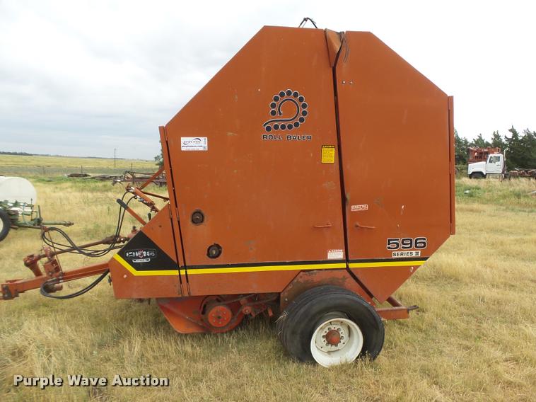 image for item DC3983 OMC 596 Series II round baler
