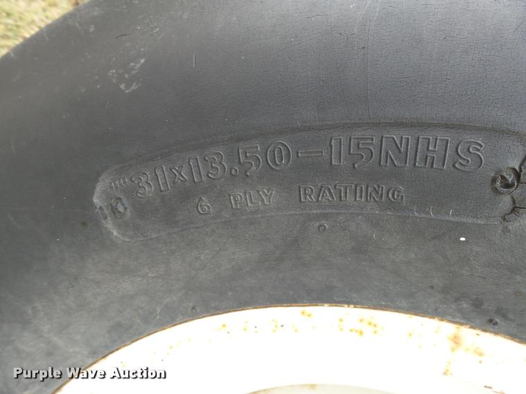 image for item DC3983 OMC 596 Series II round baler