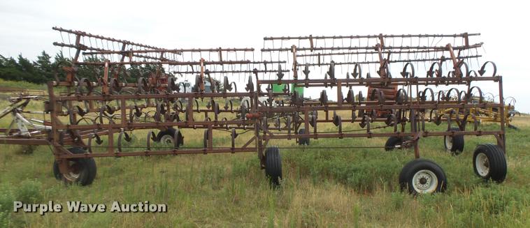 image for item DC3985 Nobel Culti-Matic field cultivator