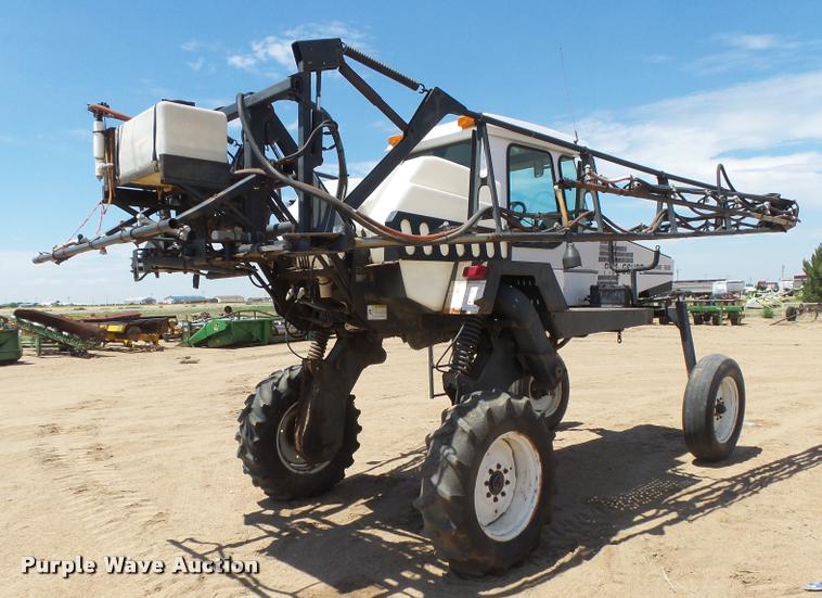 image for item DC3992 SpraCoupe 3630 self-propelled sprayer