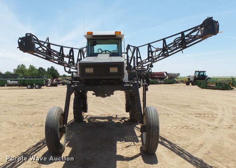 image for item DC3992 SpraCoupe 3630 self-propelled sprayer