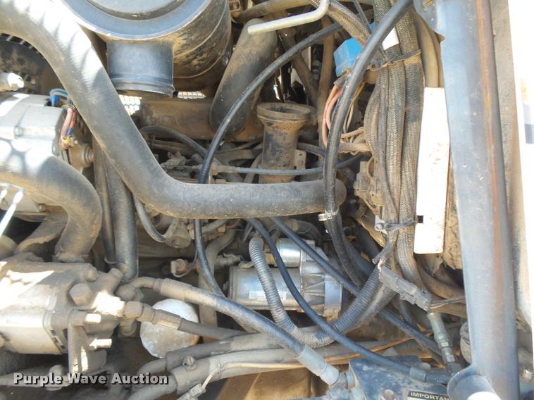 image for item DC3992 SpraCoupe 3630 self-propelled sprayer