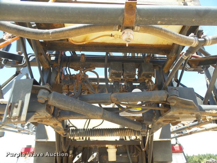 image for item DC3992 SpraCoupe 3630 self-propelled sprayer